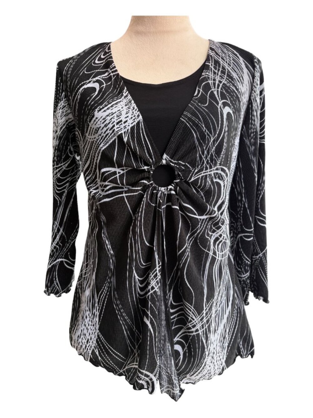 Notations Black White Abstract Print Ring Top Size L (2661-1)